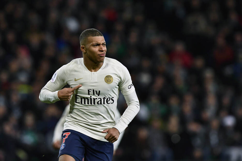 频繁美甲 伤害不可逆